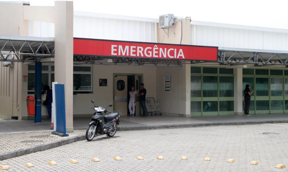 Paciente ateia fogo em homem internado em hospital no Rio de Janeiro