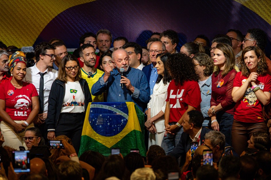 Abstenções, brancos e nulos e “vira voto”: a anatomia da virada de Lula no 2º turno