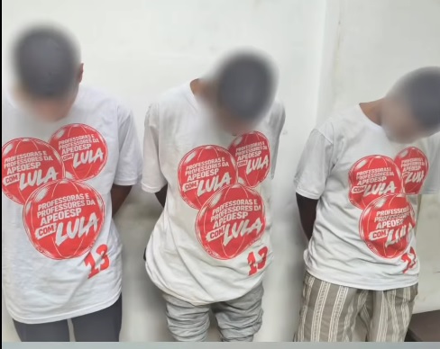 PMs são acusados de obrigar presos por tráfico a vestir camiseta do PT em SP