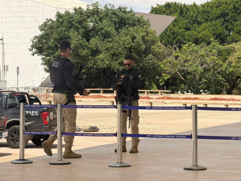STF reforça segurança com policiais fortemente armados antes do segundo turno