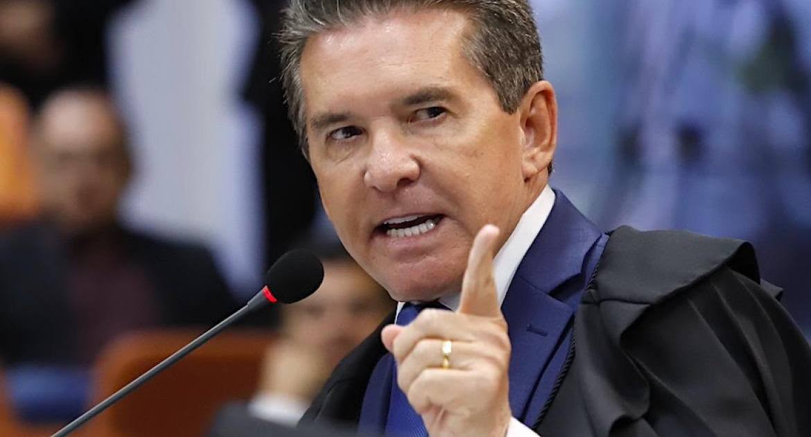 PF prende presidente do TCE de MT em operação sobre suspeitas de corrupção
