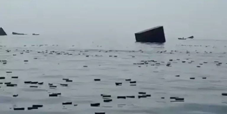 Iphones à deriva em Ormuz