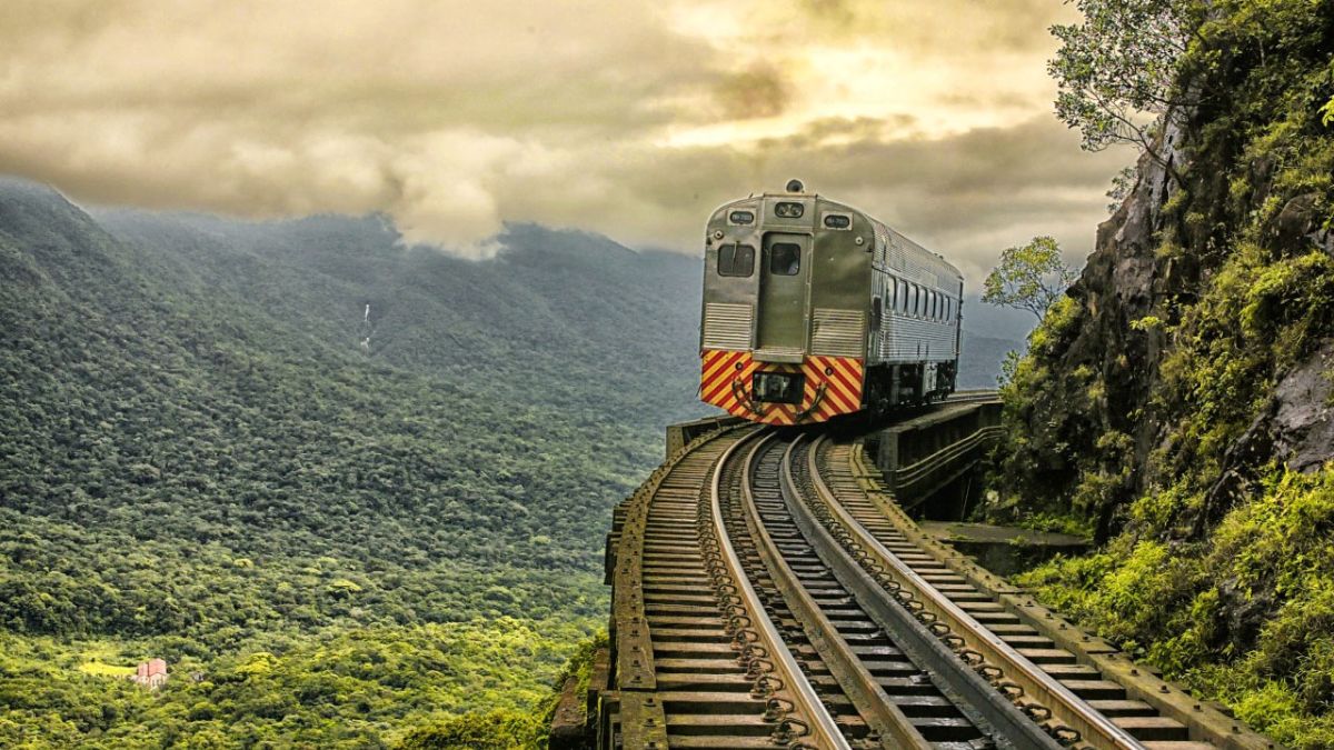 Logística e preços do trem entre Curitiba e Morretes para planejar sua viagem